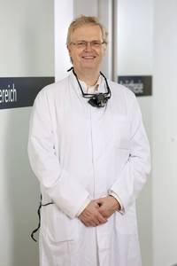 Dr. Gareis